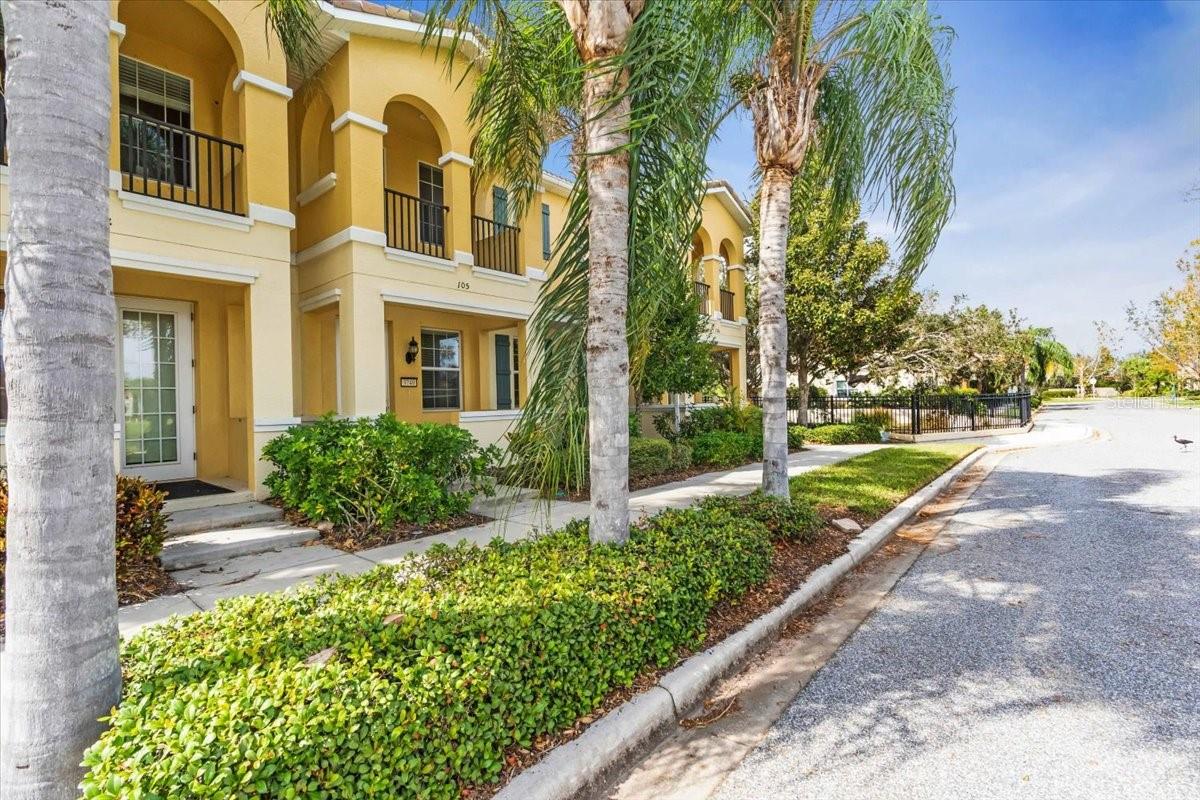 3740 82ND AVENUE CIR E #105, SARASOTA, FL, 34243