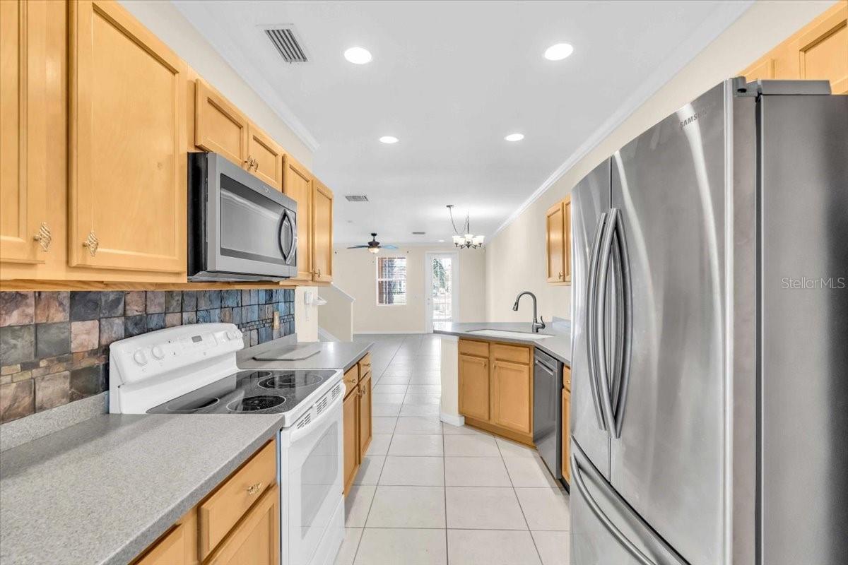 3740 82ND AVENUE CIR E #105, SARASOTA, FL, 34243