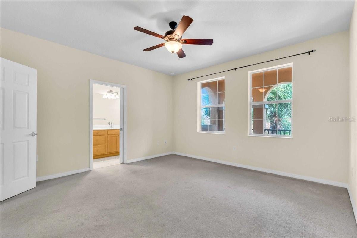 3740 82ND AVENUE CIR E #105, SARASOTA, FL, 34243