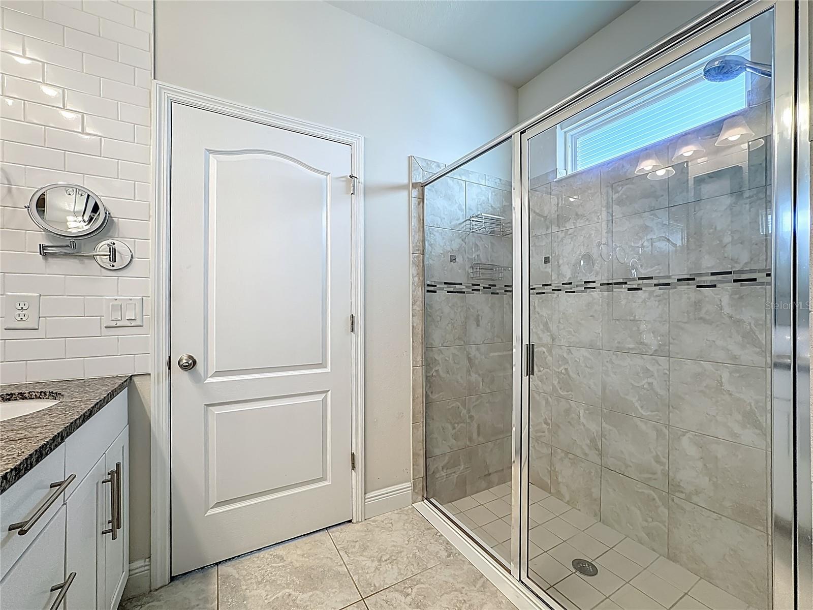 12144 LEDBURY COMMONS DR, GIBSONTON, FL, 33534