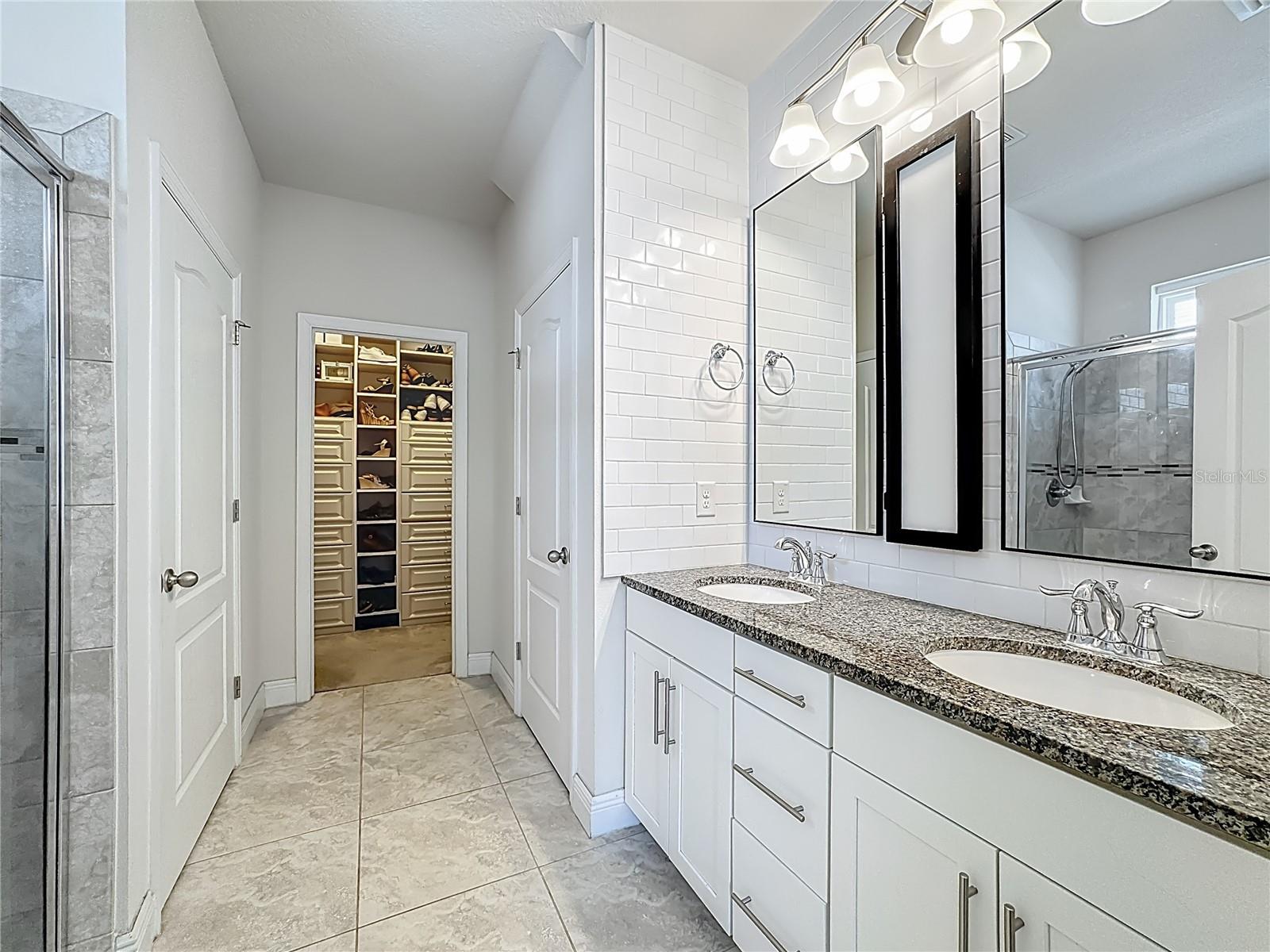 12144 LEDBURY COMMONS DR, GIBSONTON, FL, 33534