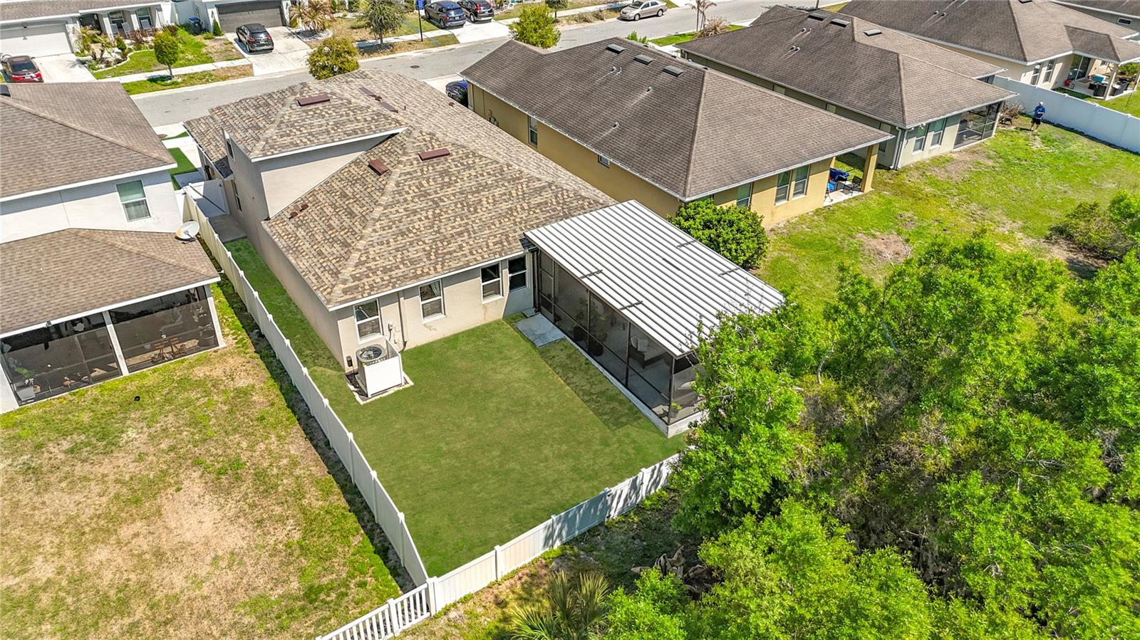 12144 LEDBURY COMMONS DR, GIBSONTON, FL, 33534