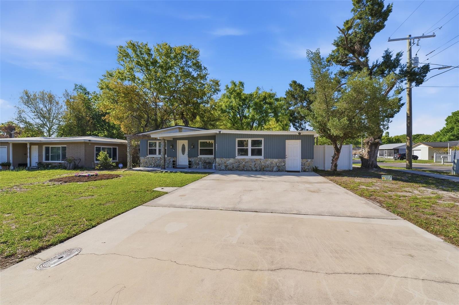 8001 N OLA AVE, TAMPA, FL, 33604