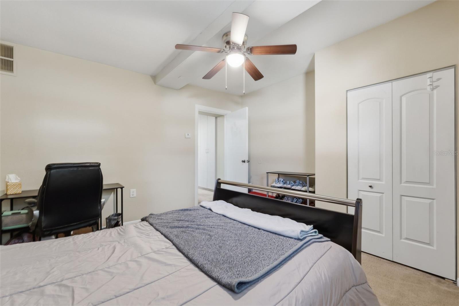 8001 N OLA AVE, TAMPA, FL, 33604