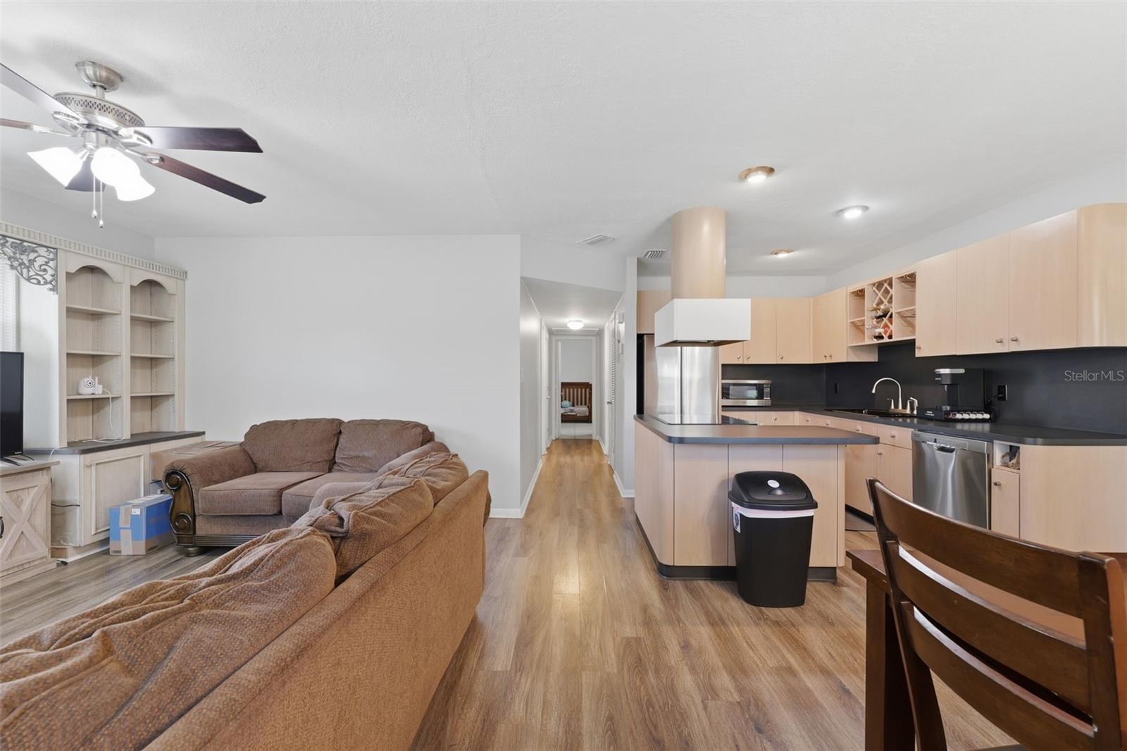 8001 N OLA AVE, TAMPA, FL, 33604