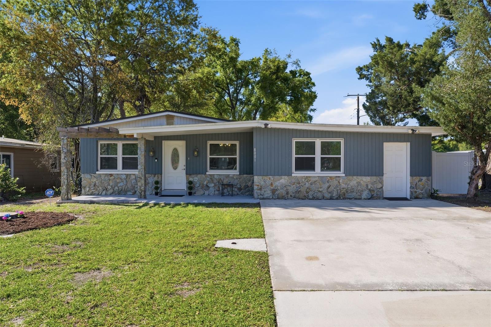 8001 N OLA AVE, TAMPA, FL, 33604