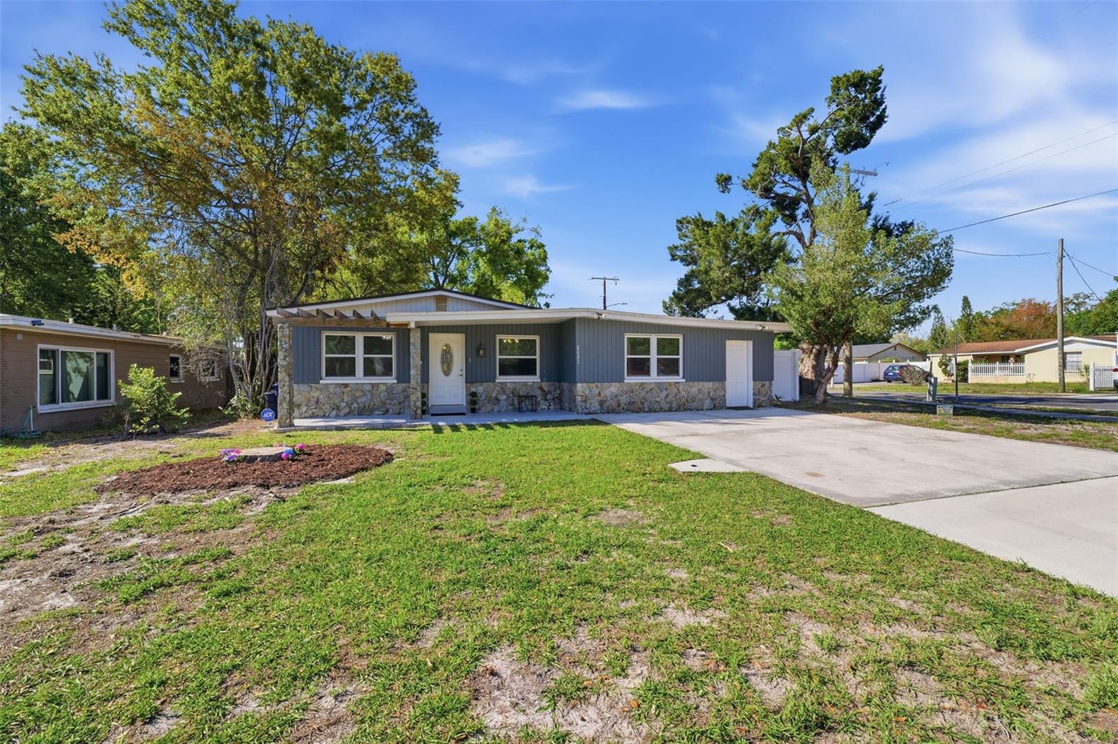 8001 N OLA AVE, TAMPA, FL, 33604