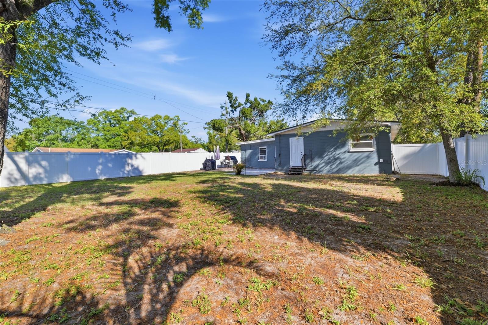 8001 N OLA AVE, TAMPA, FL, 33604