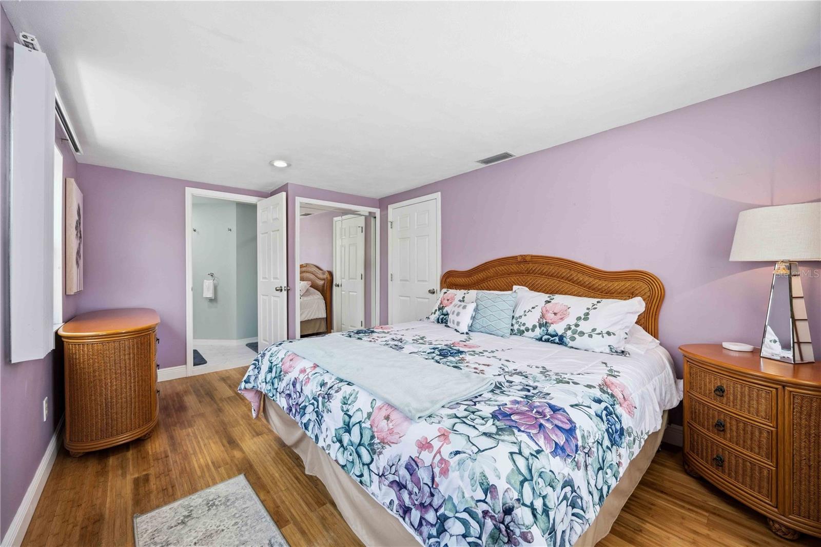 370 E FRAY ST, ENGLEWOOD, FL, 34223