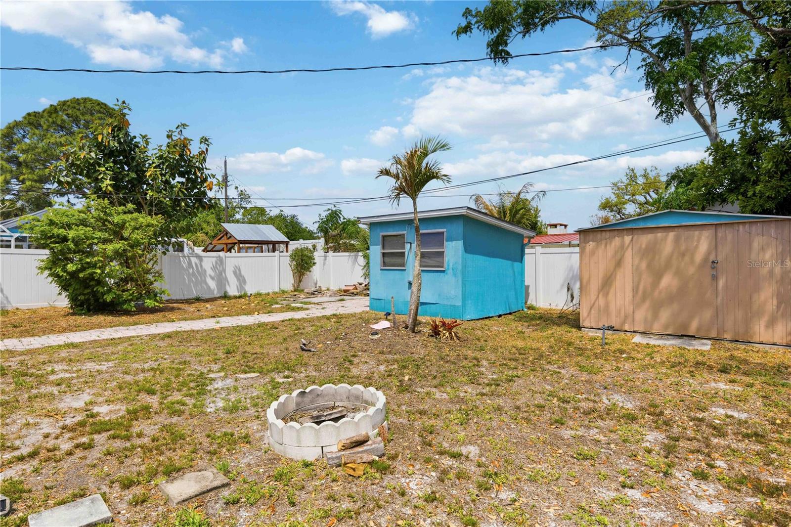 370 E FRAY ST, ENGLEWOOD, FL, 34223