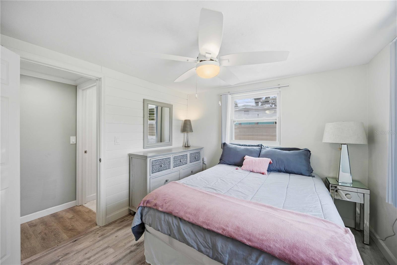 370 E FRAY ST, ENGLEWOOD, FL, 34223