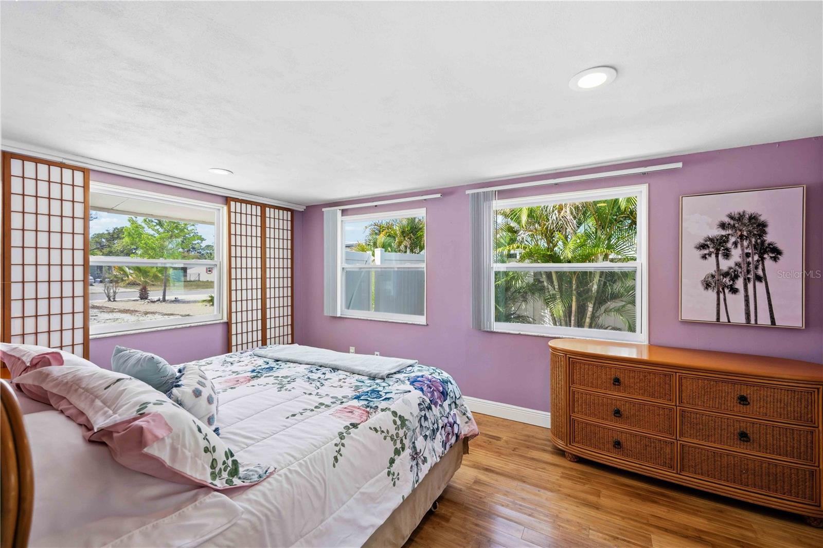 370 E FRAY ST, ENGLEWOOD, FL, 34223