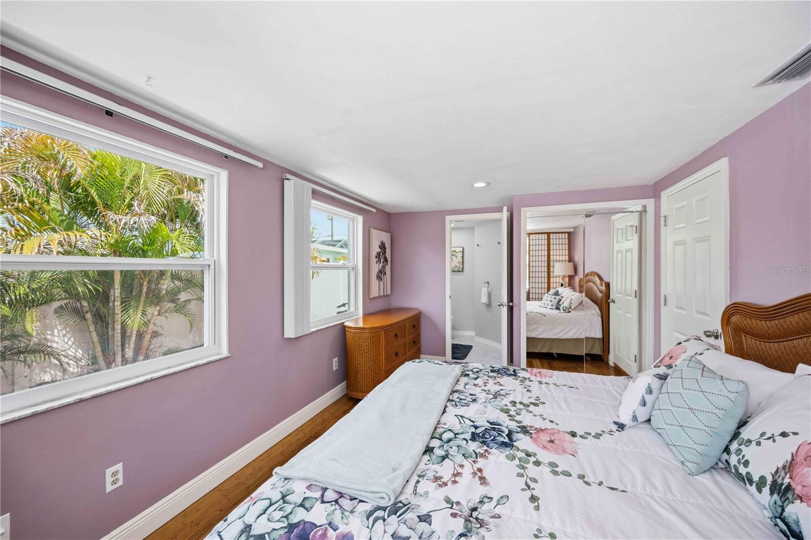 370 E FRAY ST, ENGLEWOOD, FL, 34223