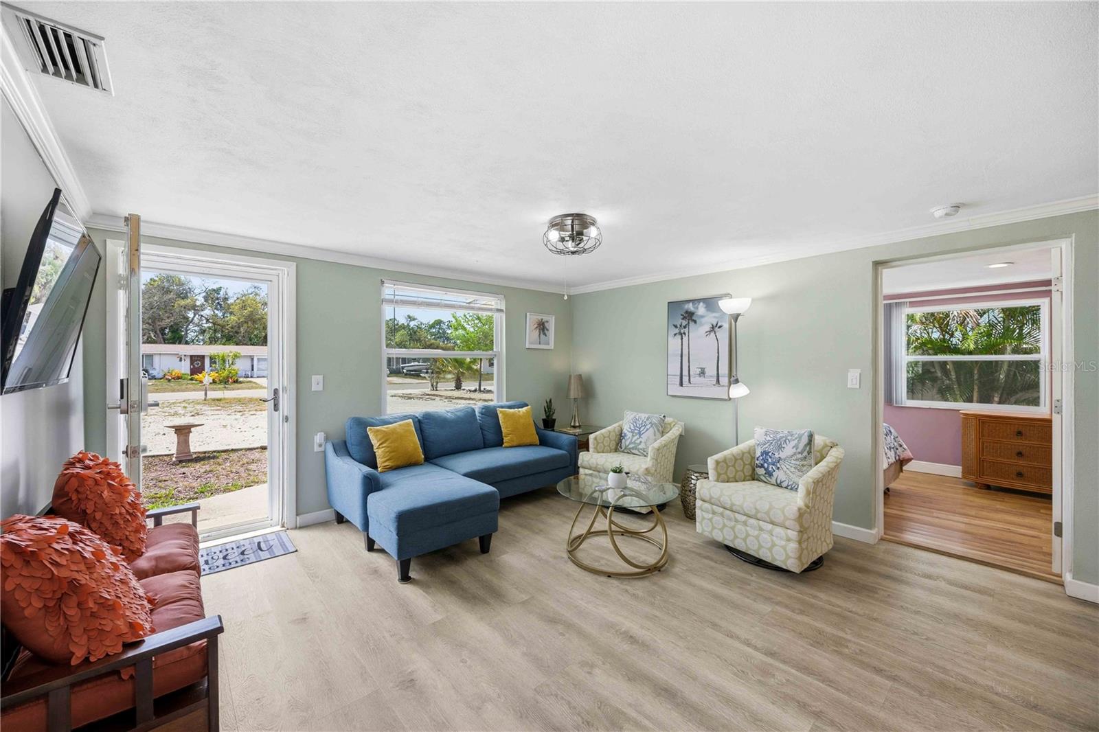 370 E FRAY ST, ENGLEWOOD, FL, 34223