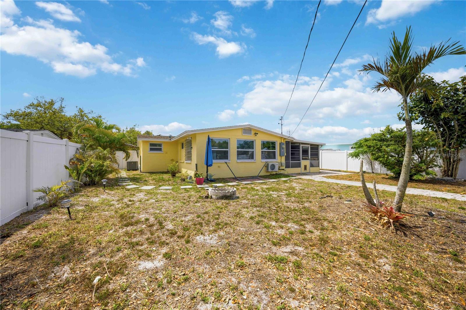 370 E FRAY ST, ENGLEWOOD, FL, 34223