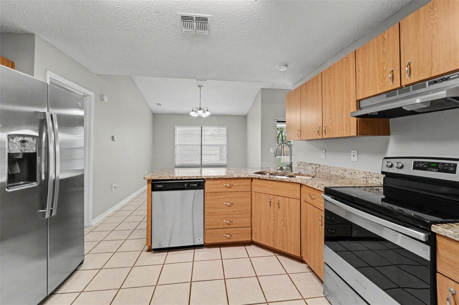 38820 BERTA DR, ZEPHYRHILLS, FL, 33540