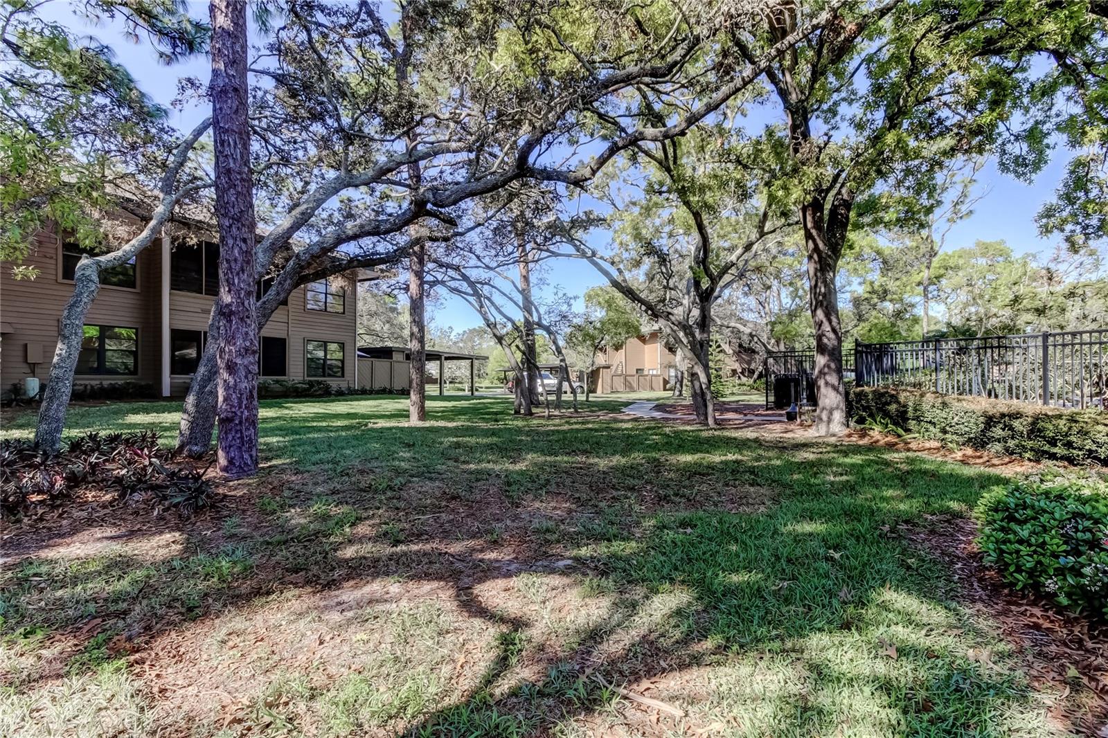 1407 LENNOX RD E #1407, PALM HARBOR, FL, 34683