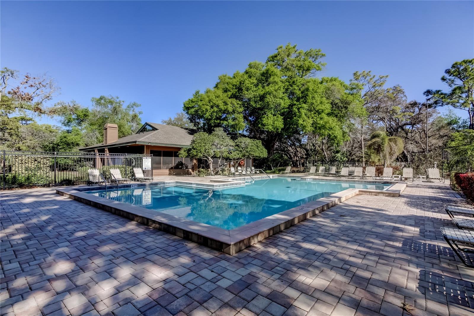 1407 LENNOX RD E #1407, PALM HARBOR, FL, 34683