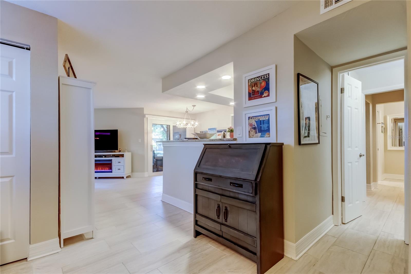 1407 LENNOX RD E #1407, PALM HARBOR, FL, 34683
