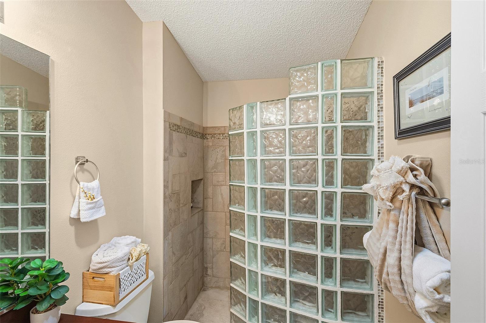 880 ALLAGASH AVE, THE VILLAGES, FL, 32162