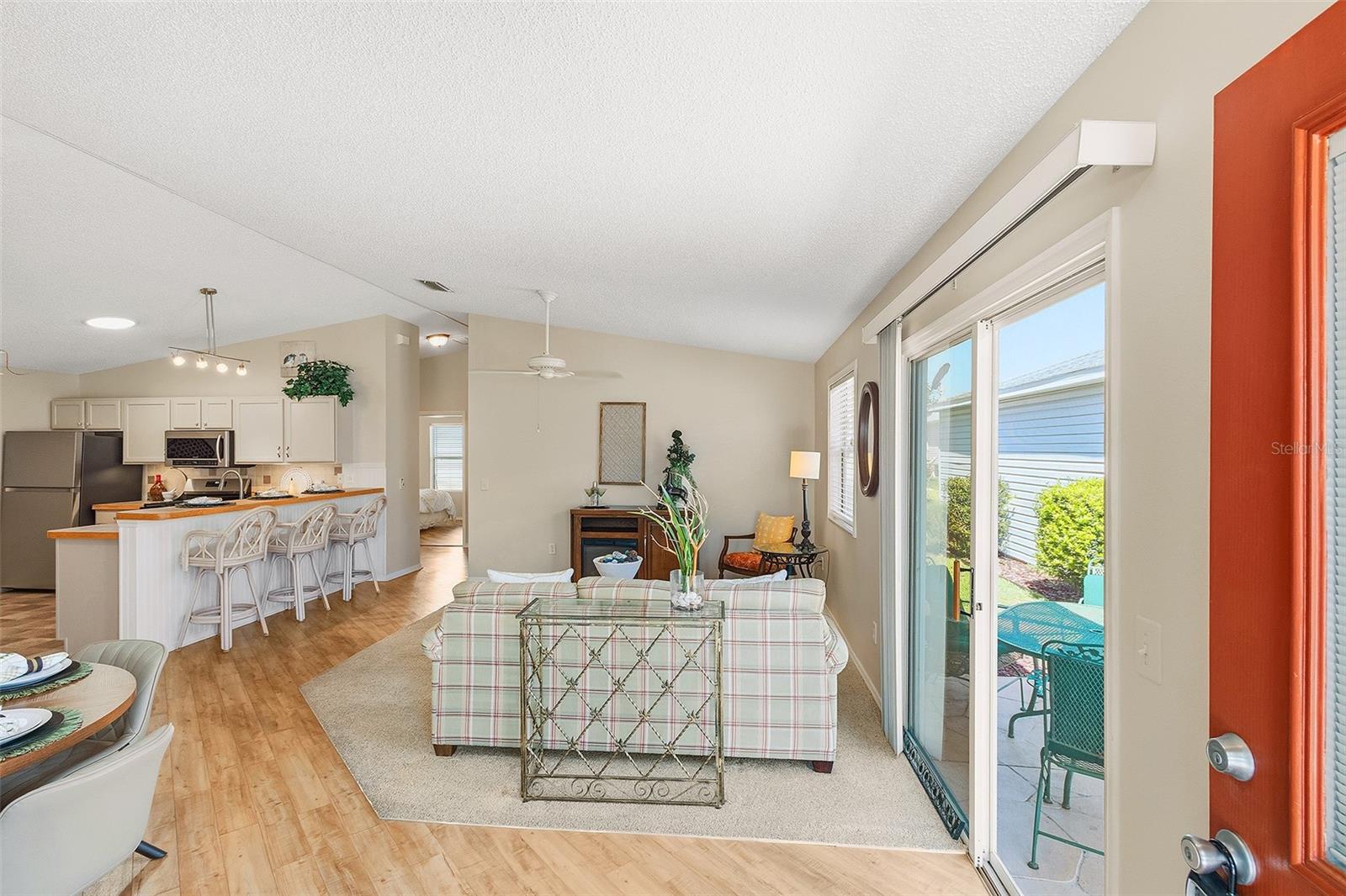 880 ALLAGASH AVE, THE VILLAGES, FL, 32162