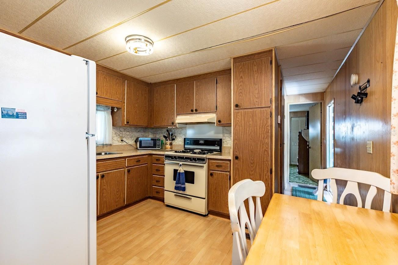 5330 BETMAR DR, ZEPHYRHILLS, FL, 33542