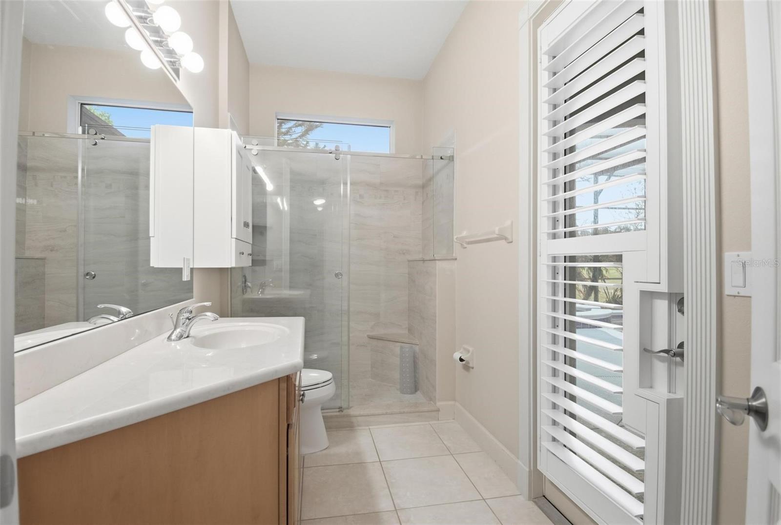 21 EASTLAKE DR, PALM COAST, FL, 32137