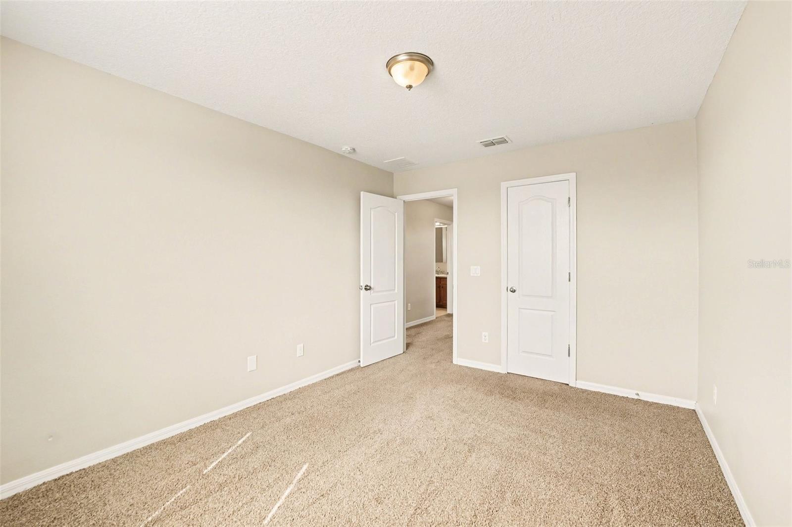 2727 EAGLE CLIFF DR, KISSIMMEE, FL, 34746