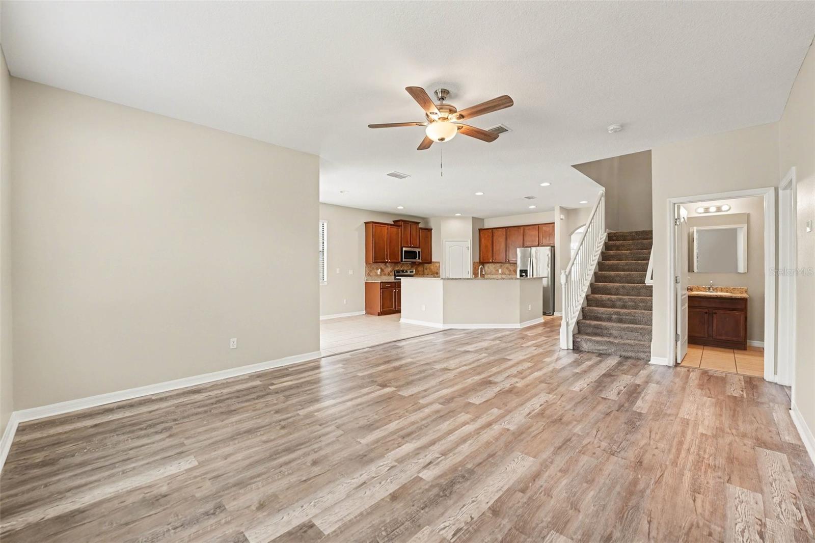 2727 EAGLE CLIFF DR, KISSIMMEE, FL, 34746