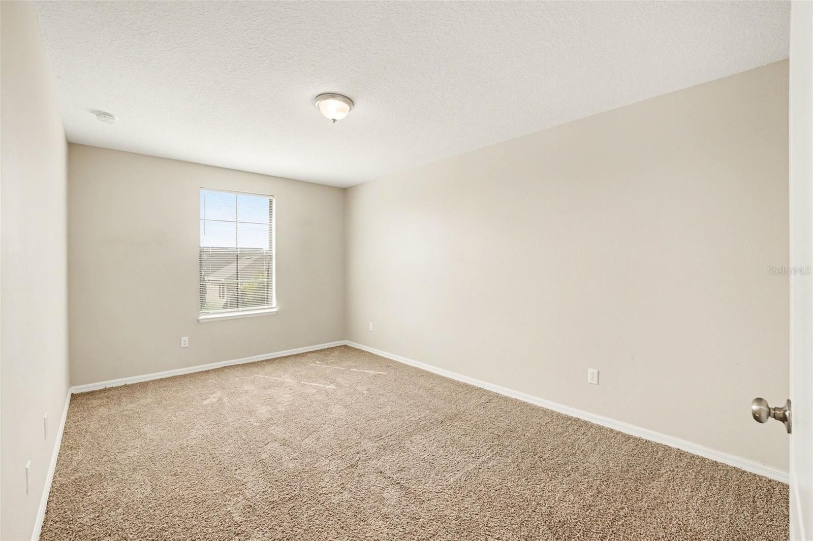 2727 EAGLE CLIFF DR, KISSIMMEE, FL, 34746