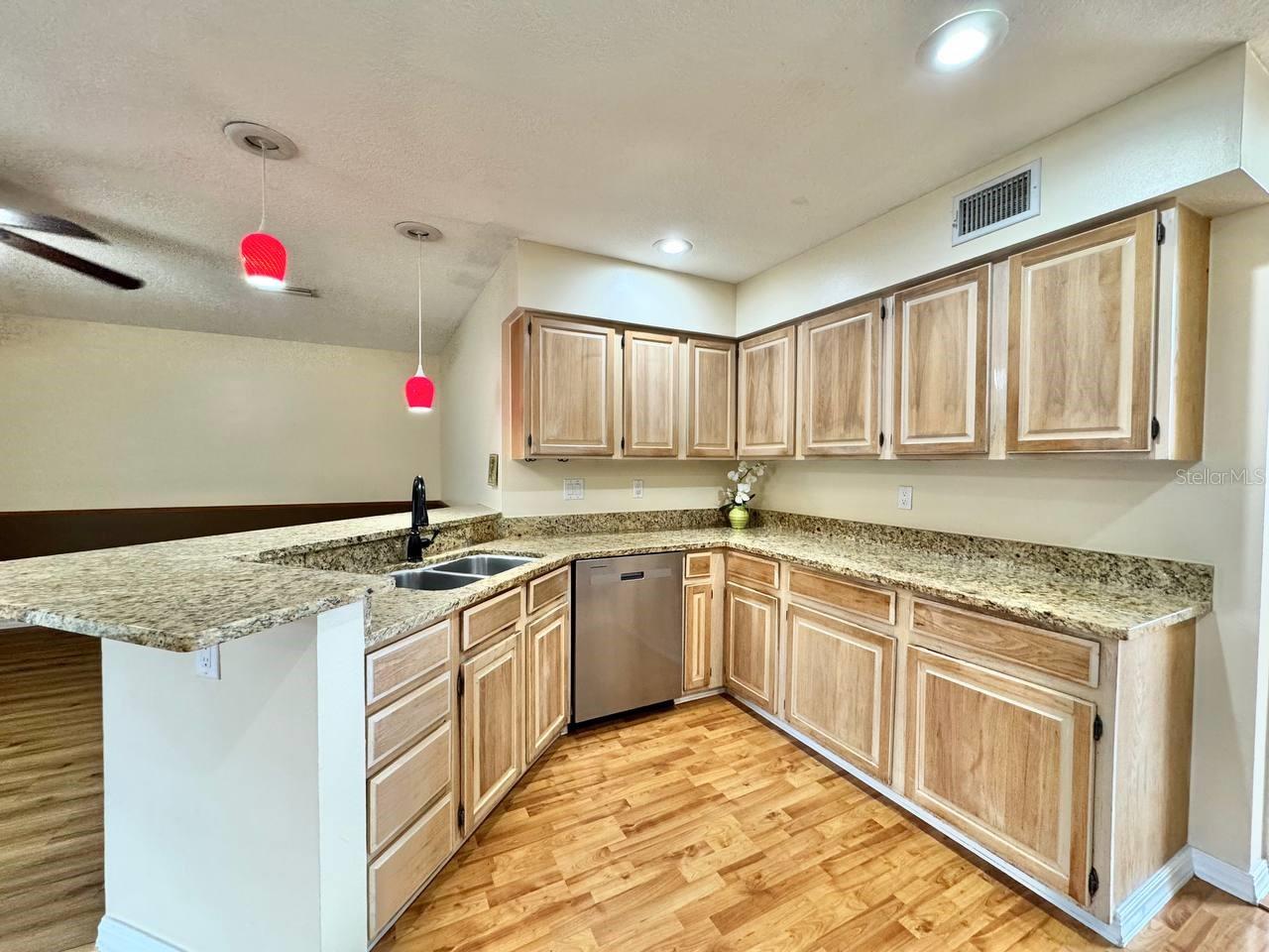 5333 CASA NUEVA DR, NEW PORT RICHEY, FL, 34655