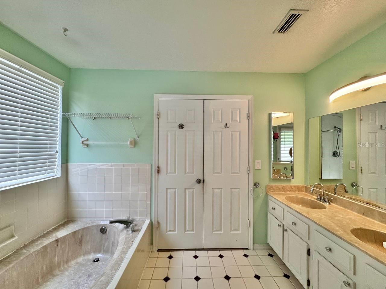 5333 CASA NUEVA DR, NEW PORT RICHEY, FL, 34655