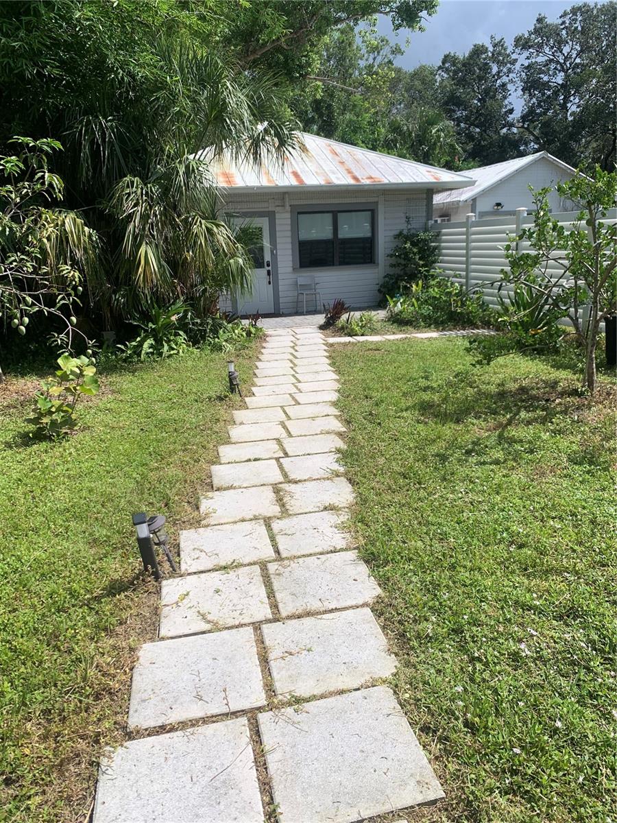 2525 ASHTON RD, SARASOTA, FL, 34231