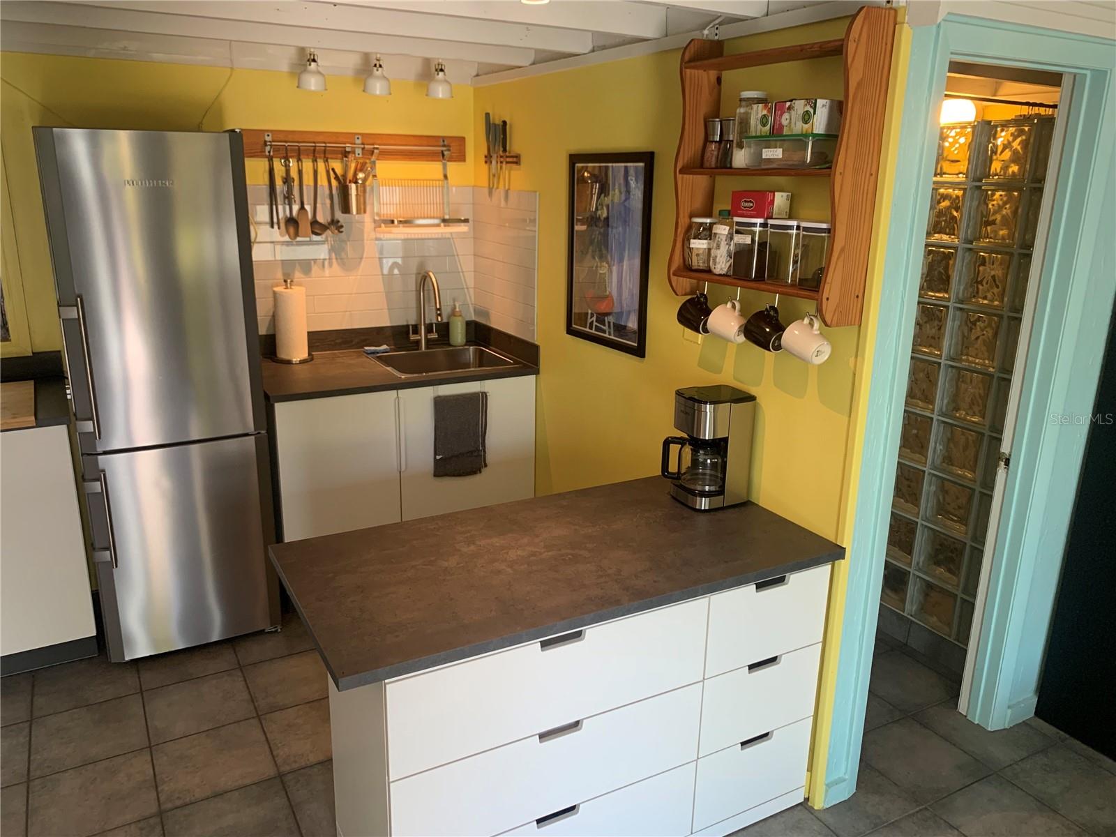 2525 ASHTON RD, SARASOTA, FL, 34231