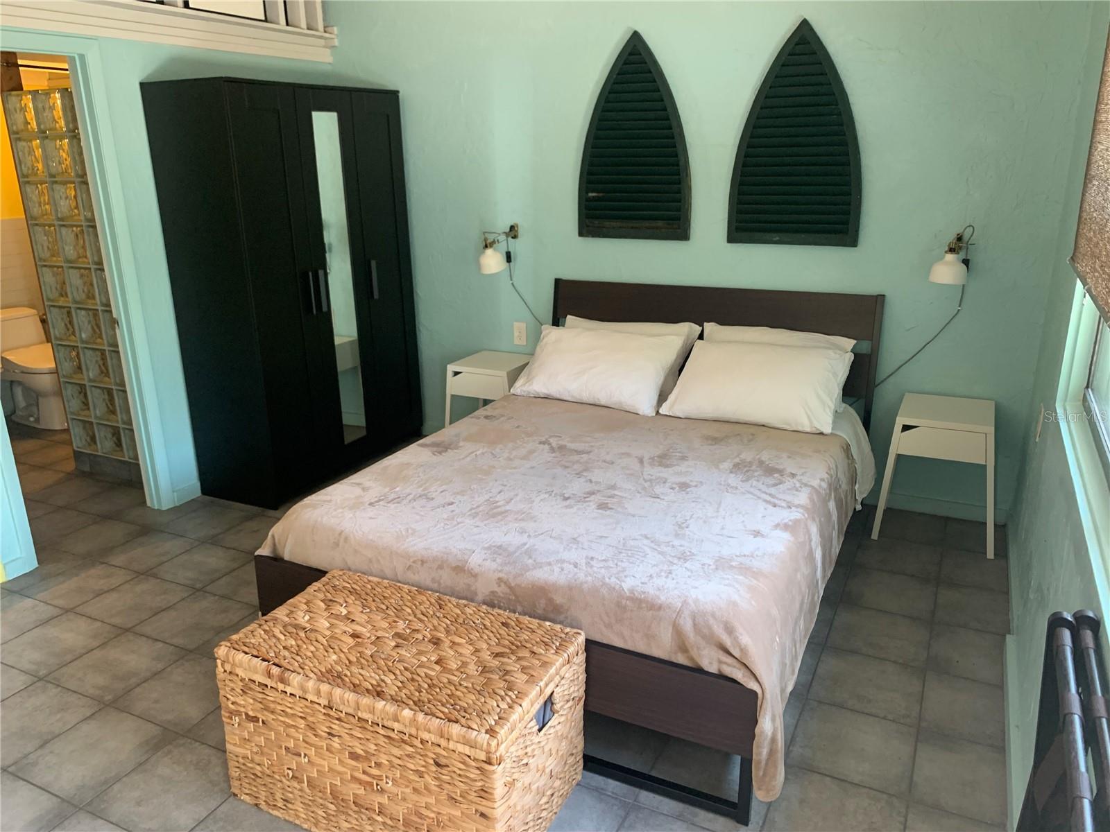 2525 ASHTON RD, SARASOTA, FL, 34231