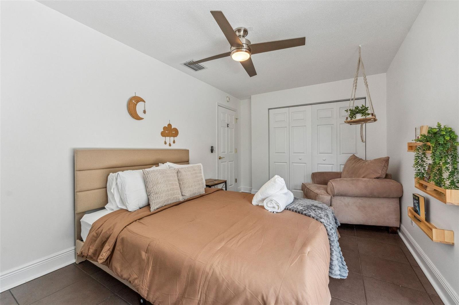 1584 OAK LANE, CLEARWATER, FL, 33764