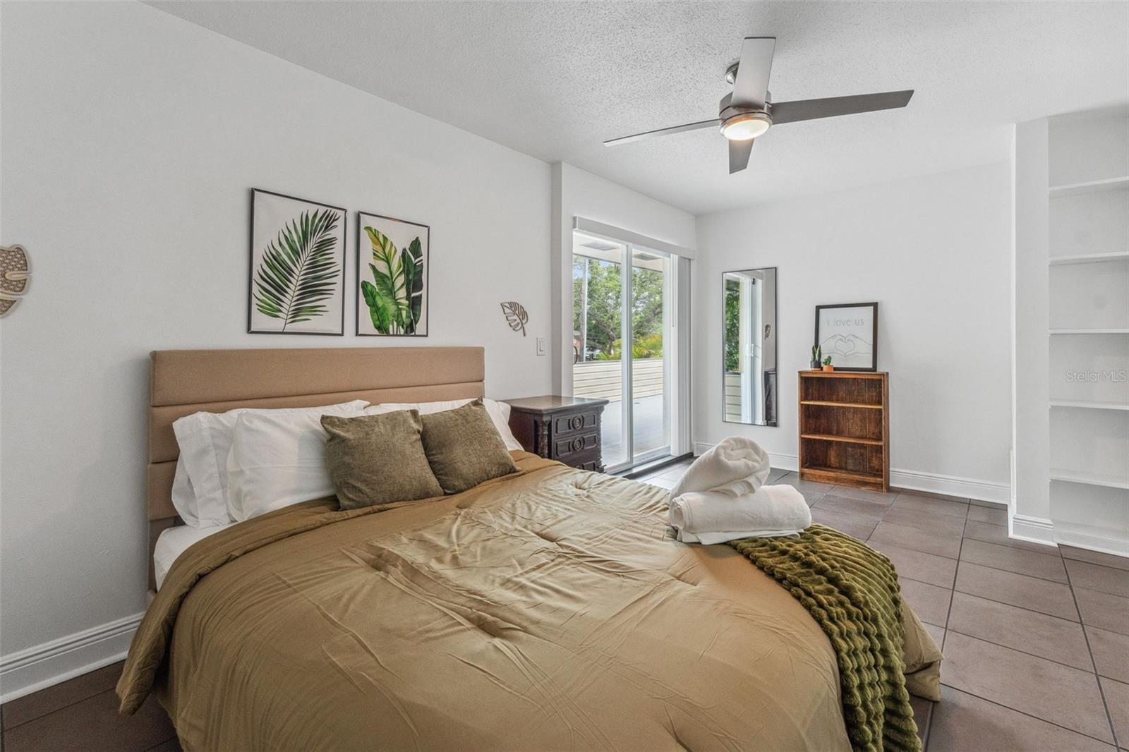 1584 OAK LANE, CLEARWATER, FL, 33764