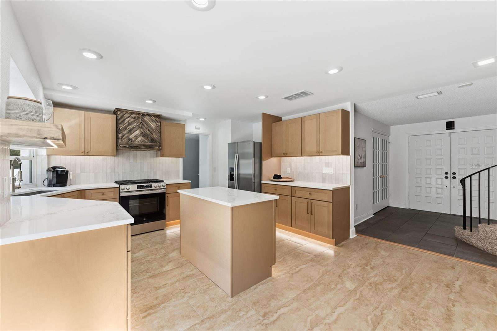 1584 OAK LANE, CLEARWATER, FL, 33764