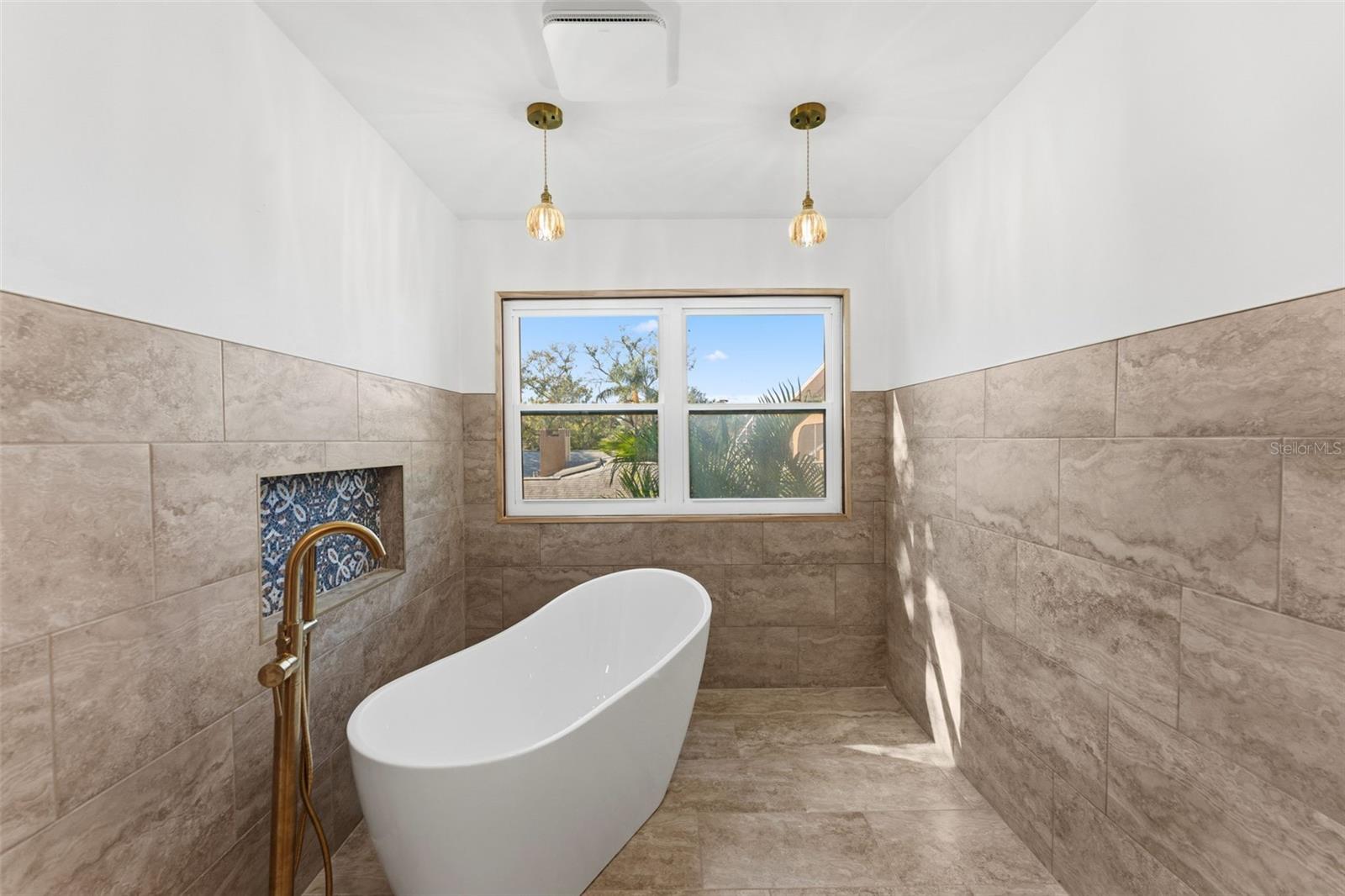 1584 OAK LANE, CLEARWATER, FL, 33764