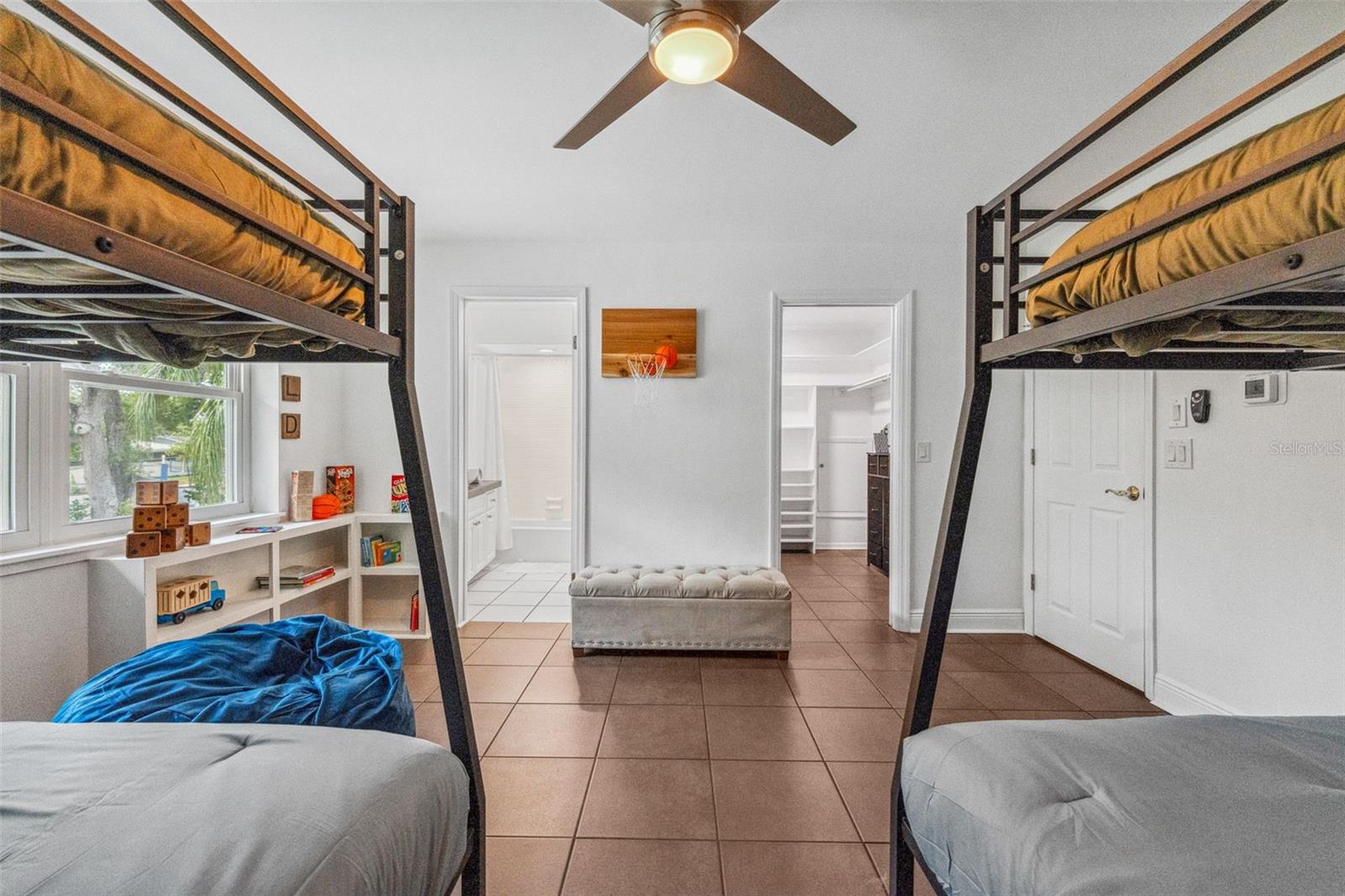 1584 OAK LANE, CLEARWATER, FL, 33764