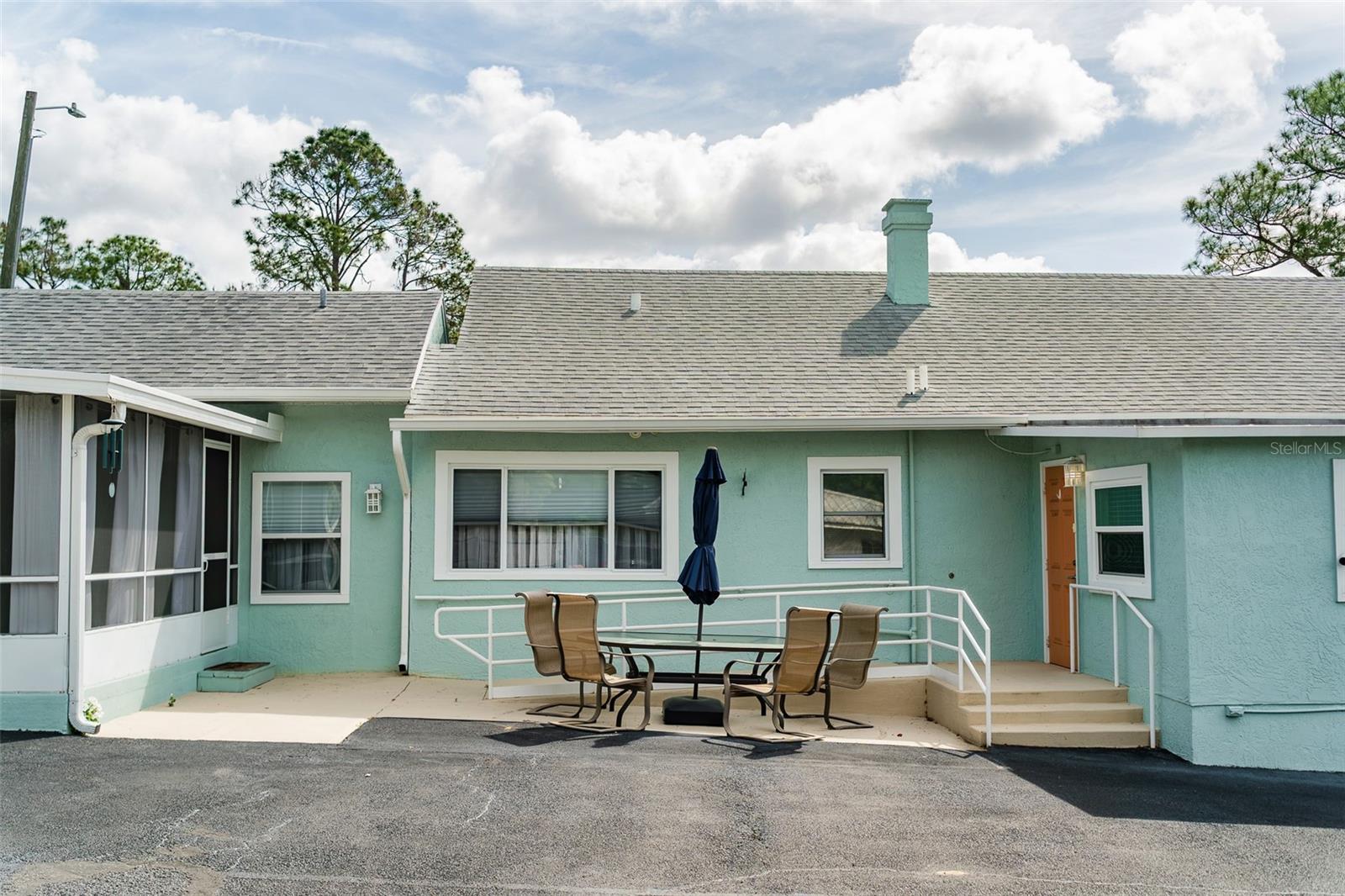 321 W PENNSYLVANIA AVE, DELAND, FL, 32720