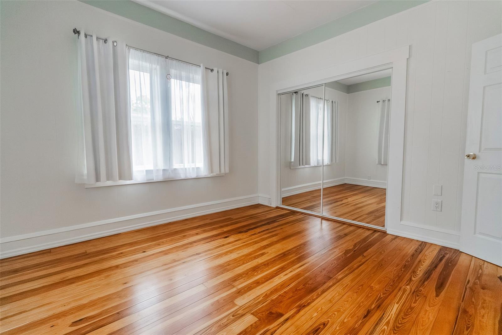321 W PENNSYLVANIA AVE, DELAND, FL, 32720