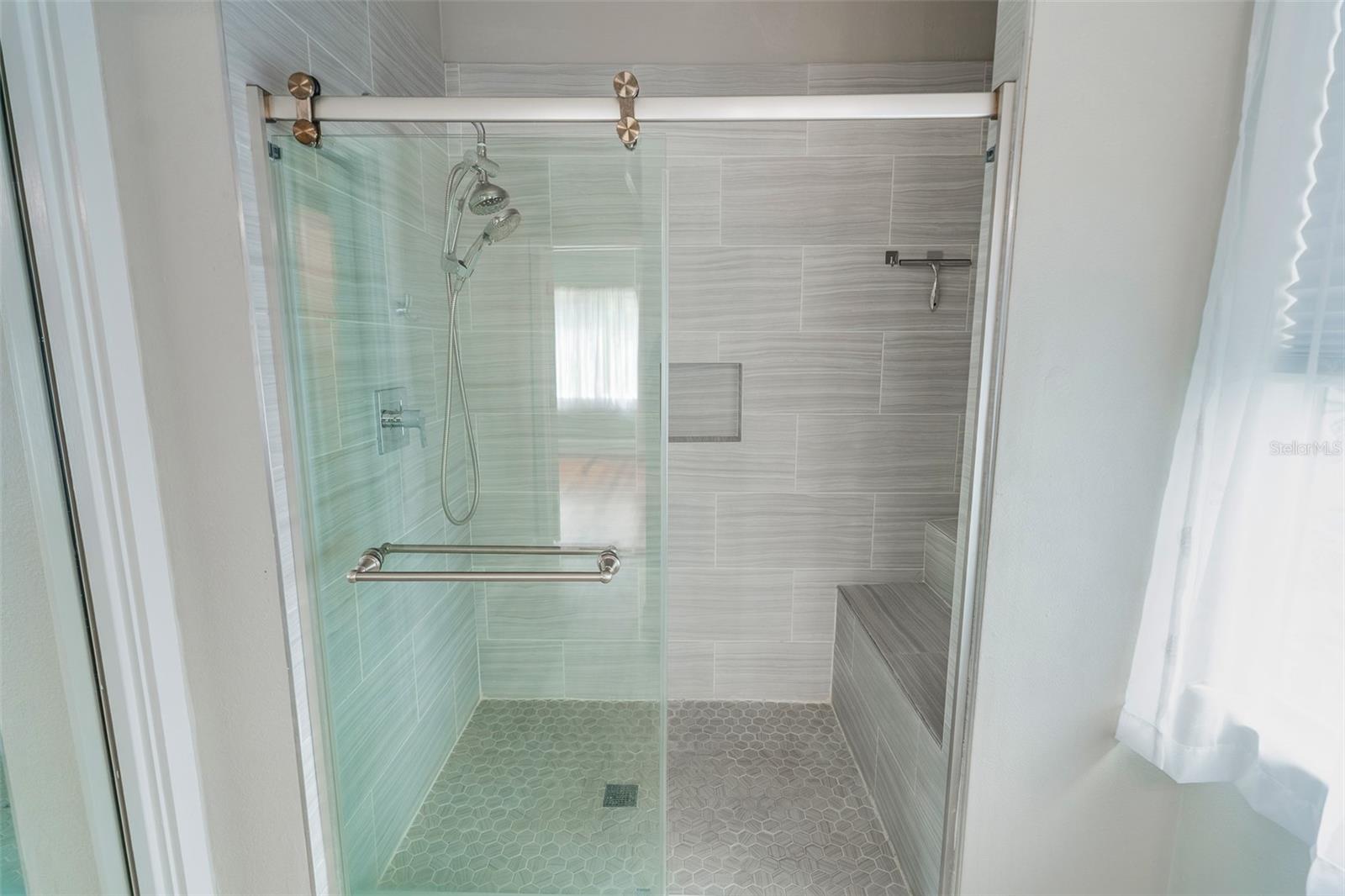 321 W PENNSYLVANIA AVE, DELAND, FL, 32720