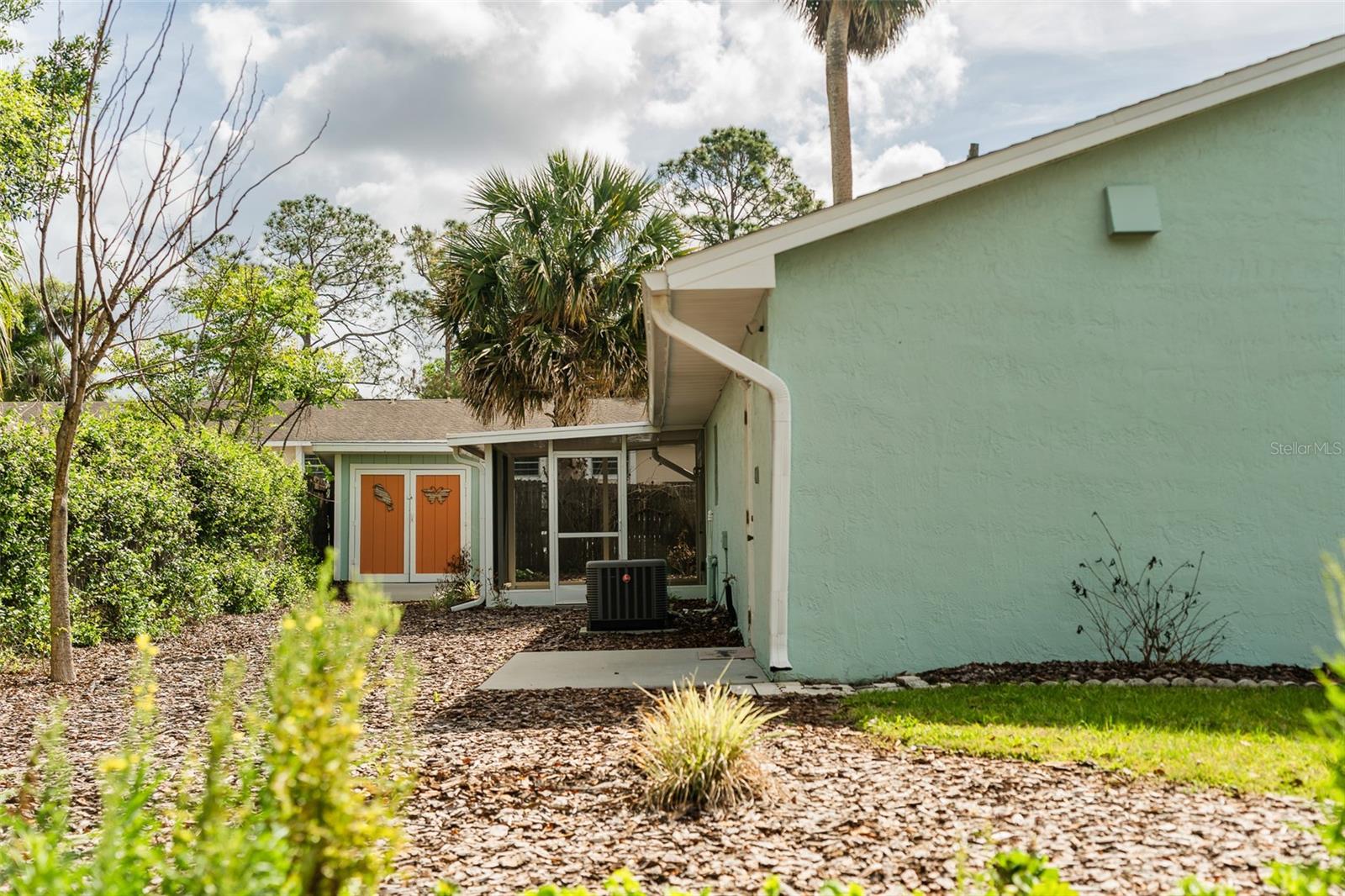 321 W PENNSYLVANIA AVE, DELAND, FL, 32720