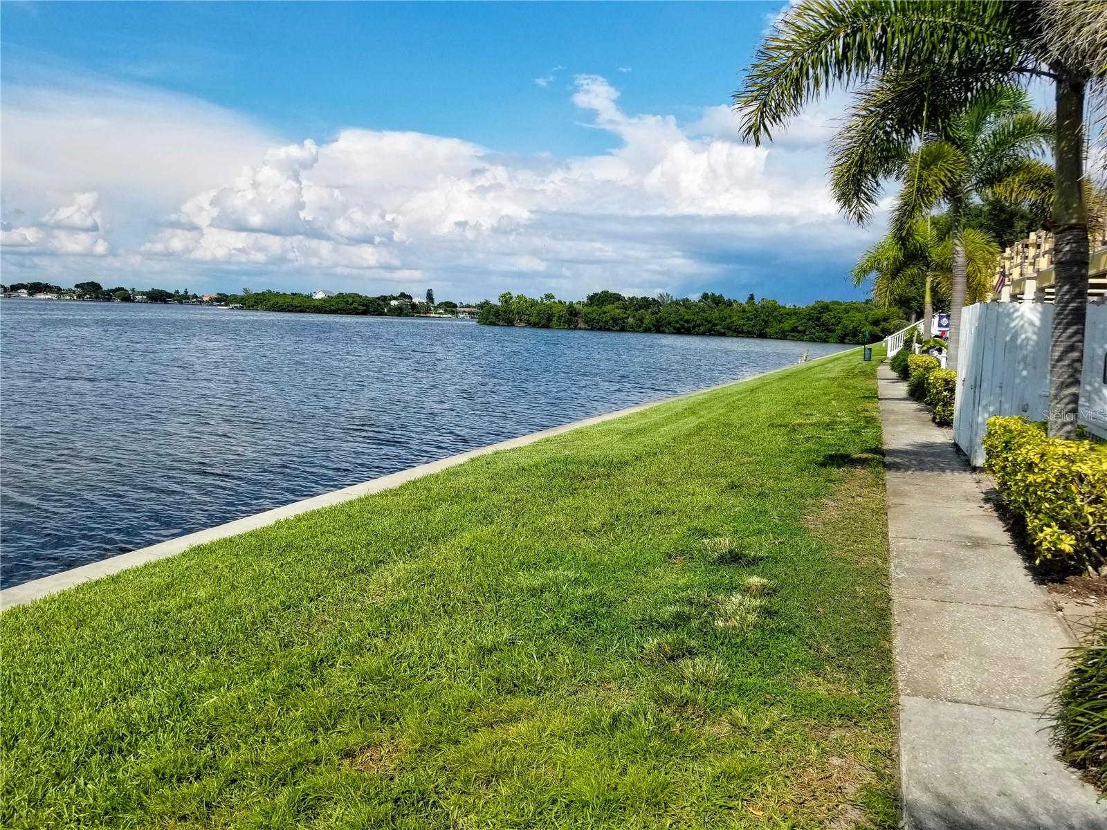 169 POMPANO DR SE, ST PETERSBURG, FL, 33705