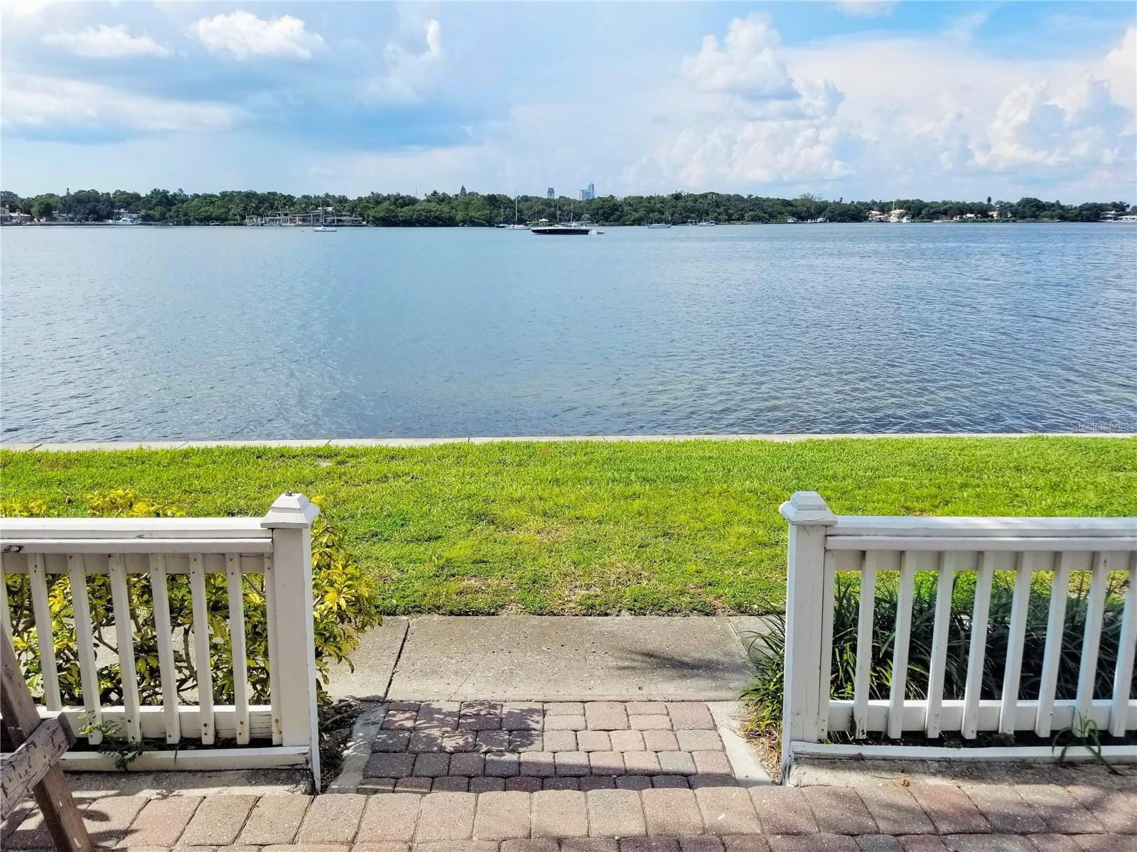 169 POMPANO DR SE, ST PETERSBURG, FL, 33705