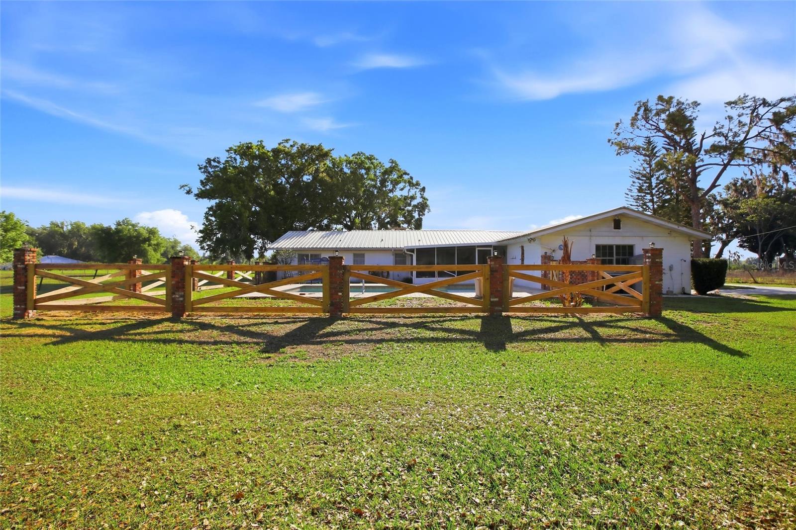 3903 EDISON AVE, BOWLING GREEN, FL, 33834