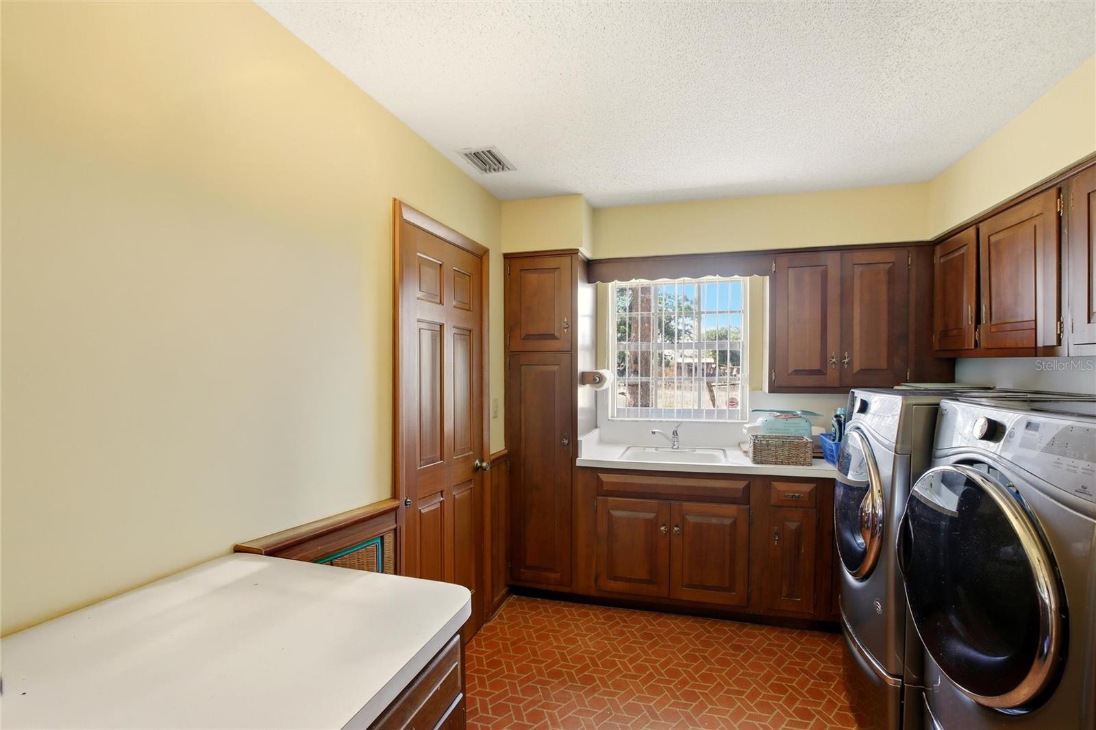 3903 EDISON AVE, BOWLING GREEN, FL, 33834