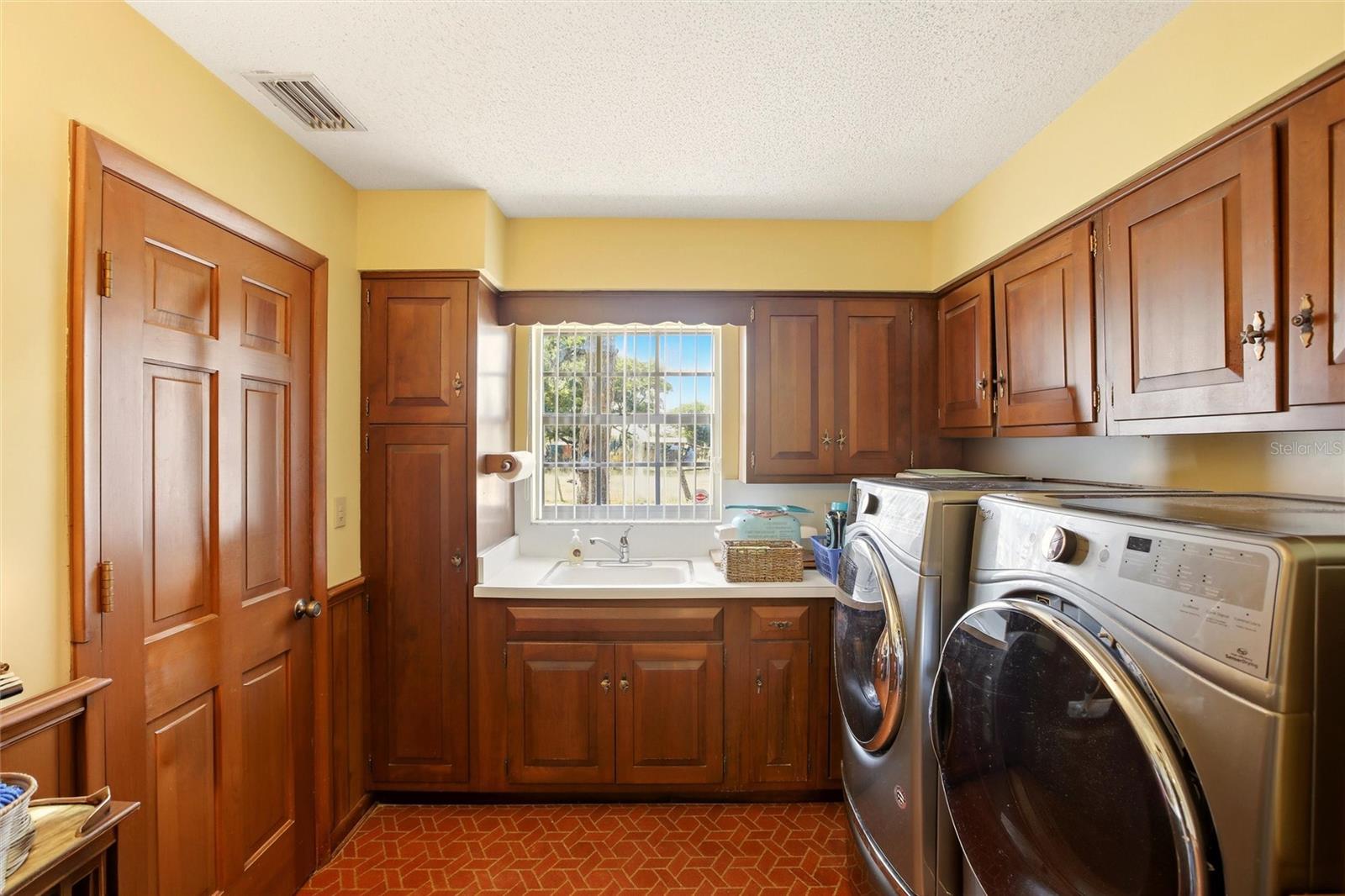 3903 EDISON AVE, BOWLING GREEN, FL, 33834