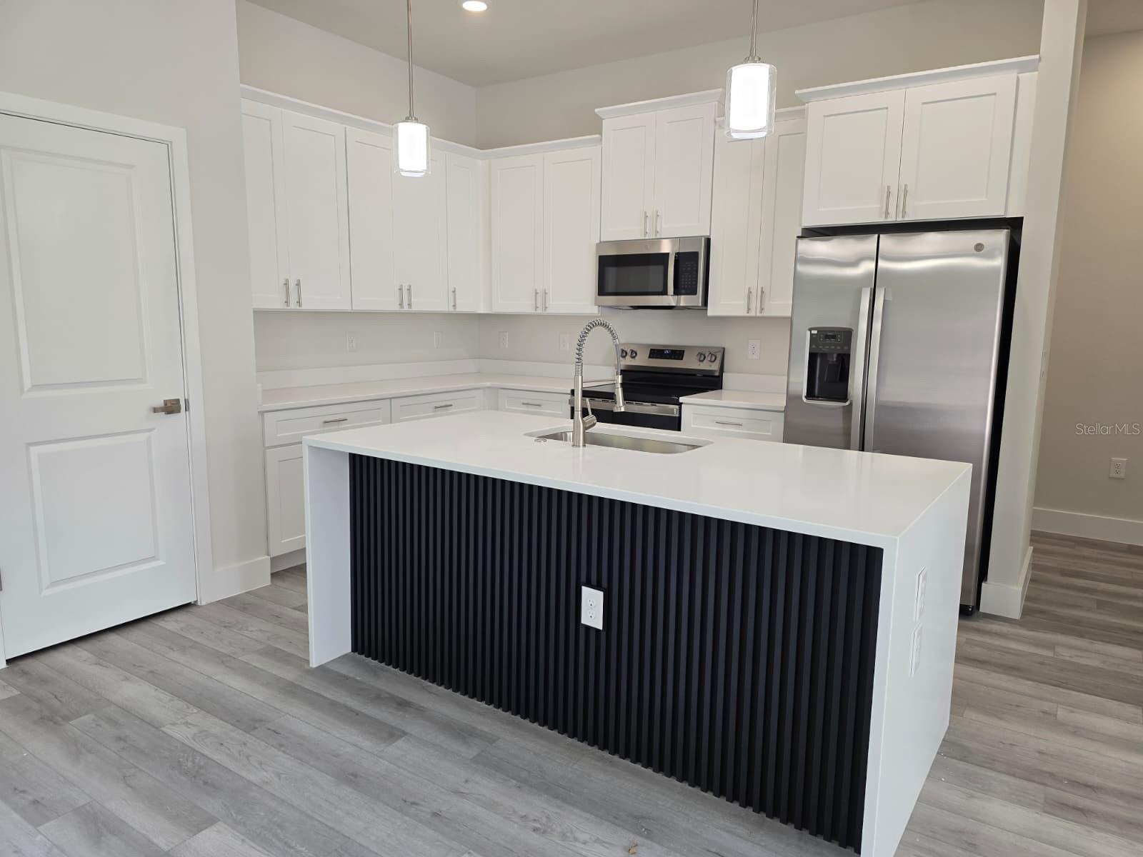 18382 ELGIN AVE, PORT CHARLOTTE, FL, 33948